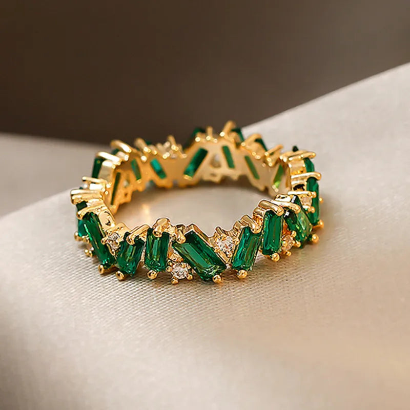 Stardust Ring - Green Star Cluster
