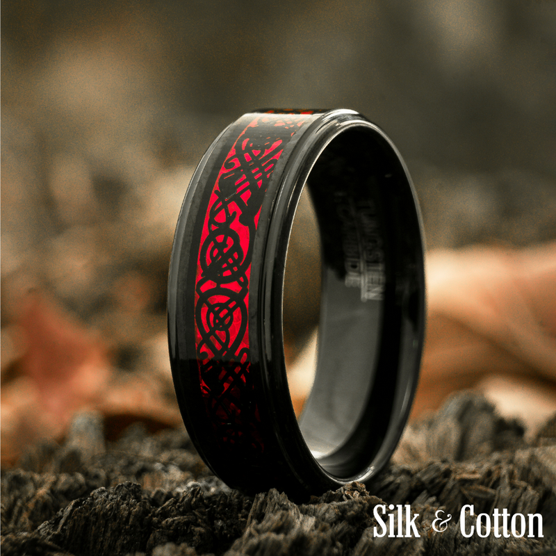 Dragon Ring - Red & Black