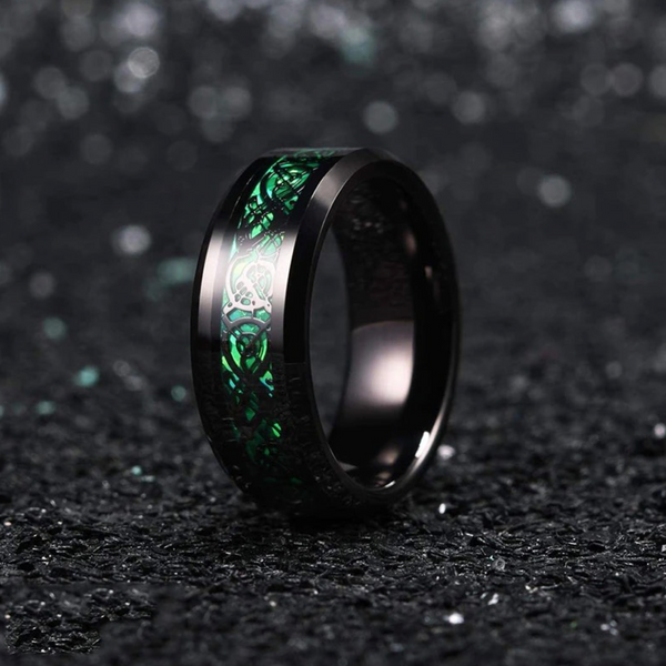 Dragon Ring - Green & Black